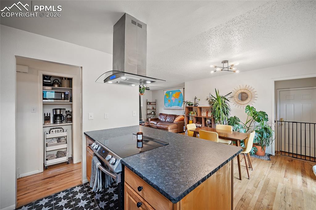 1531 Saratoga Drive Colorado Springs CO 80910