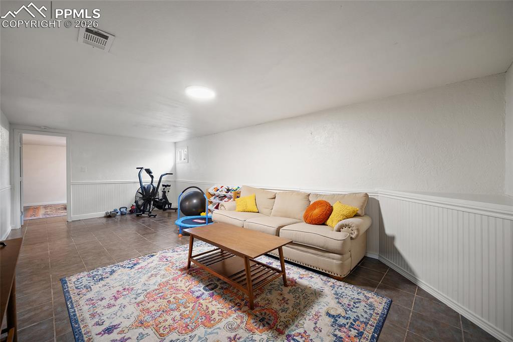 1531 Saratoga Drive Colorado Springs CO 80910