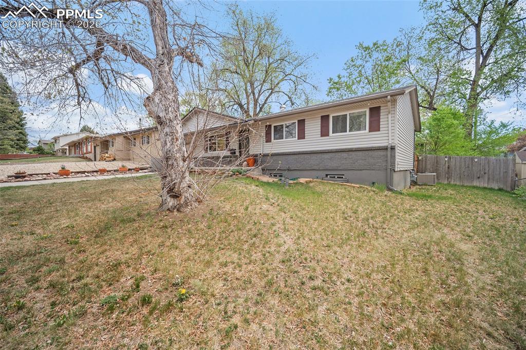 1531 Saratoga Drive Colorado Springs CO 80910