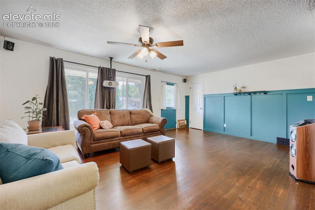 304 Doris Drive Colorado Springs CO 80911