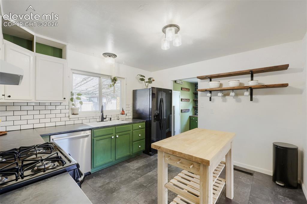 304 Doris Drive Colorado Springs CO 80911