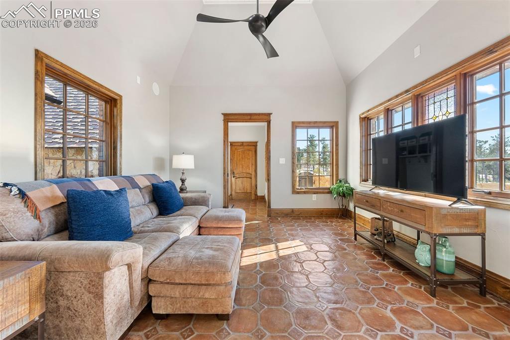 4340 Foxchase Way Colorado Springs CO 80908