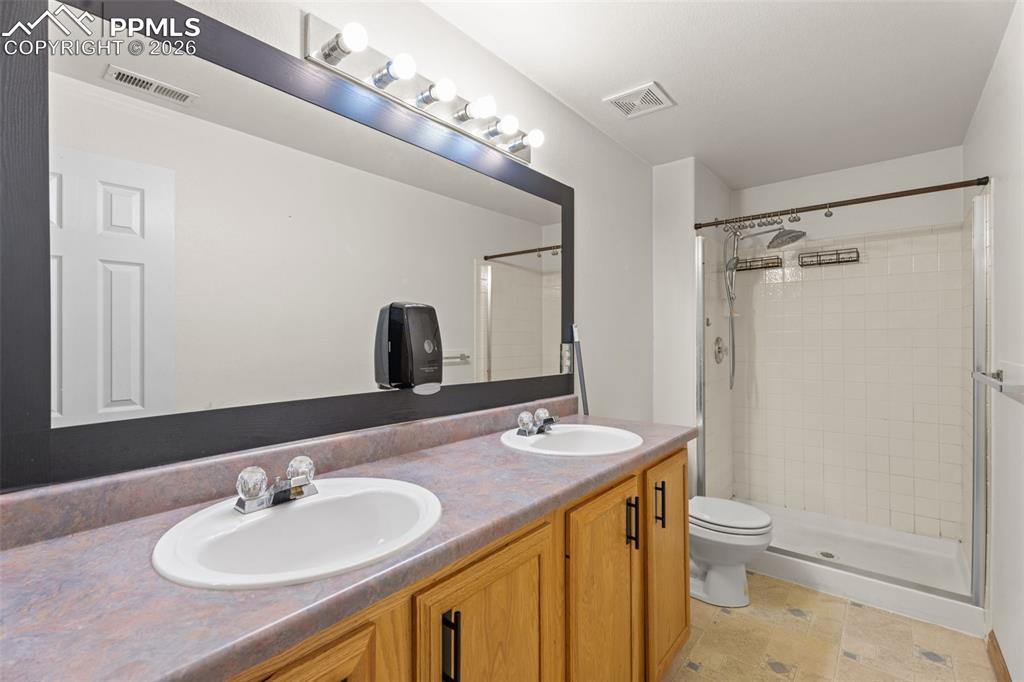 7152 Cliffrose Drive Colorado Springs CO 80925