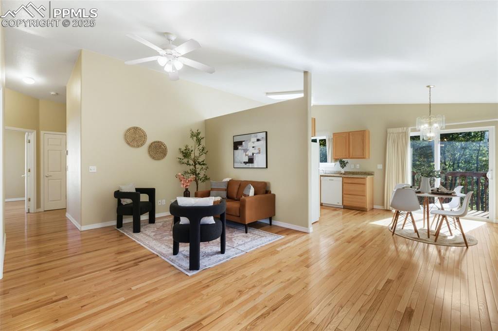 3263 Chestnut Glen Lane Colorado Springs CO 80918