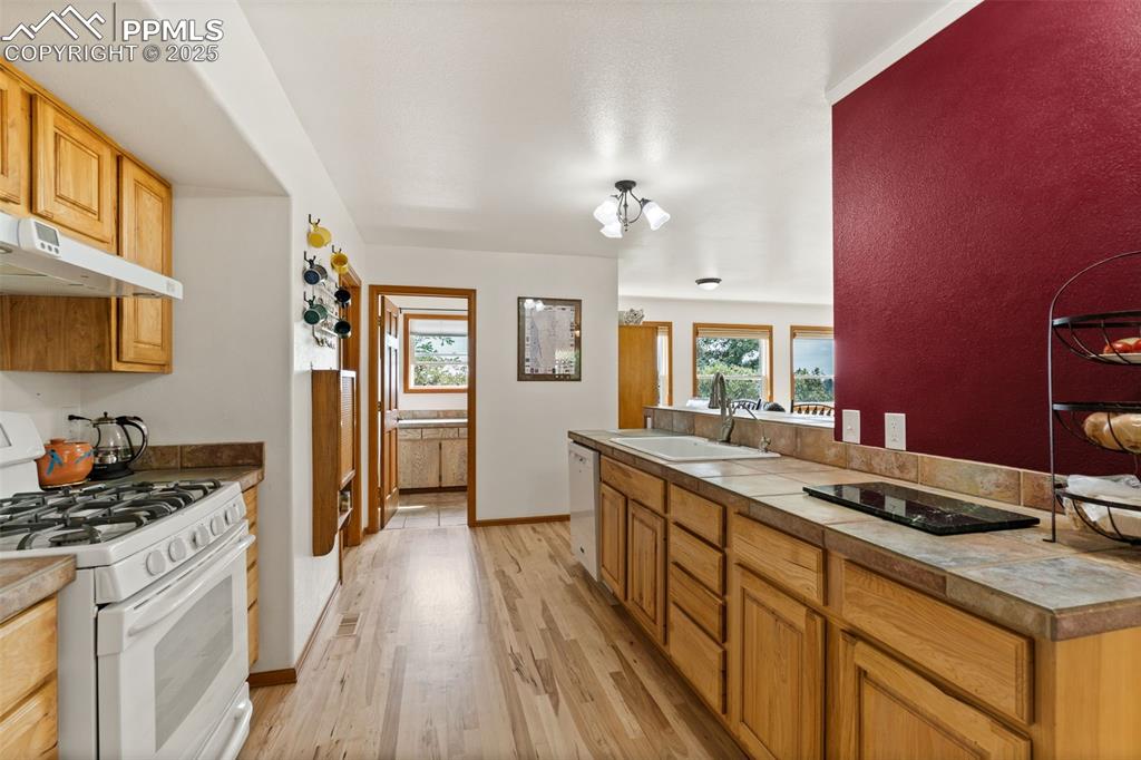 64 Highland Road Palmer Lake CO 80133
