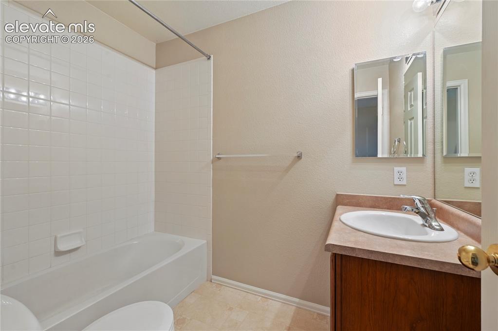 7483 Straggler Circle Colorado Springs CO 80922