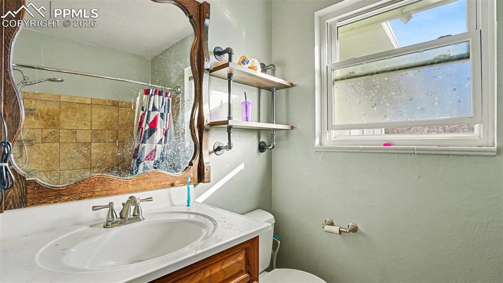 527 Syracuse Street Colorado Springs CO 80911