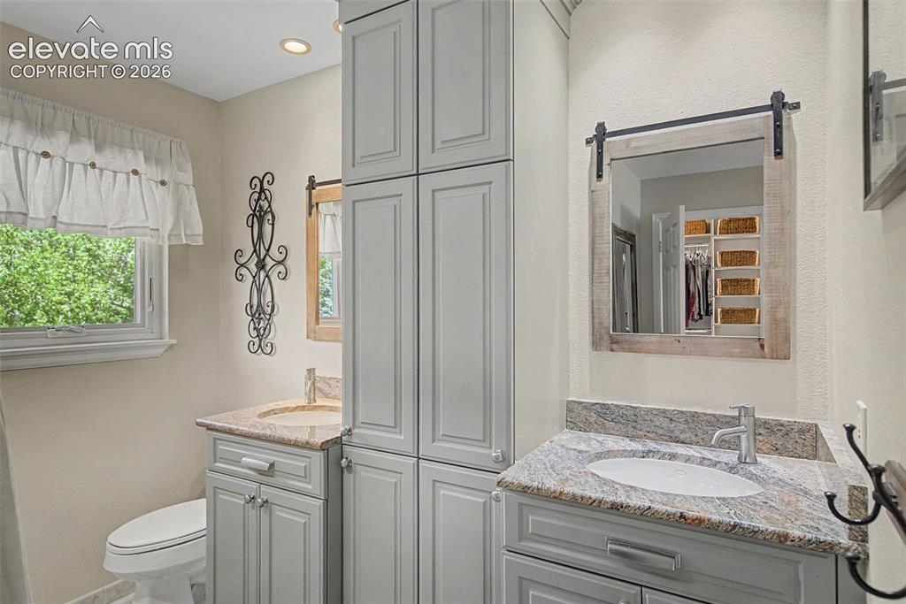 216 W Cheyenne Mountain Boulevard Colorado Springs CO 80906