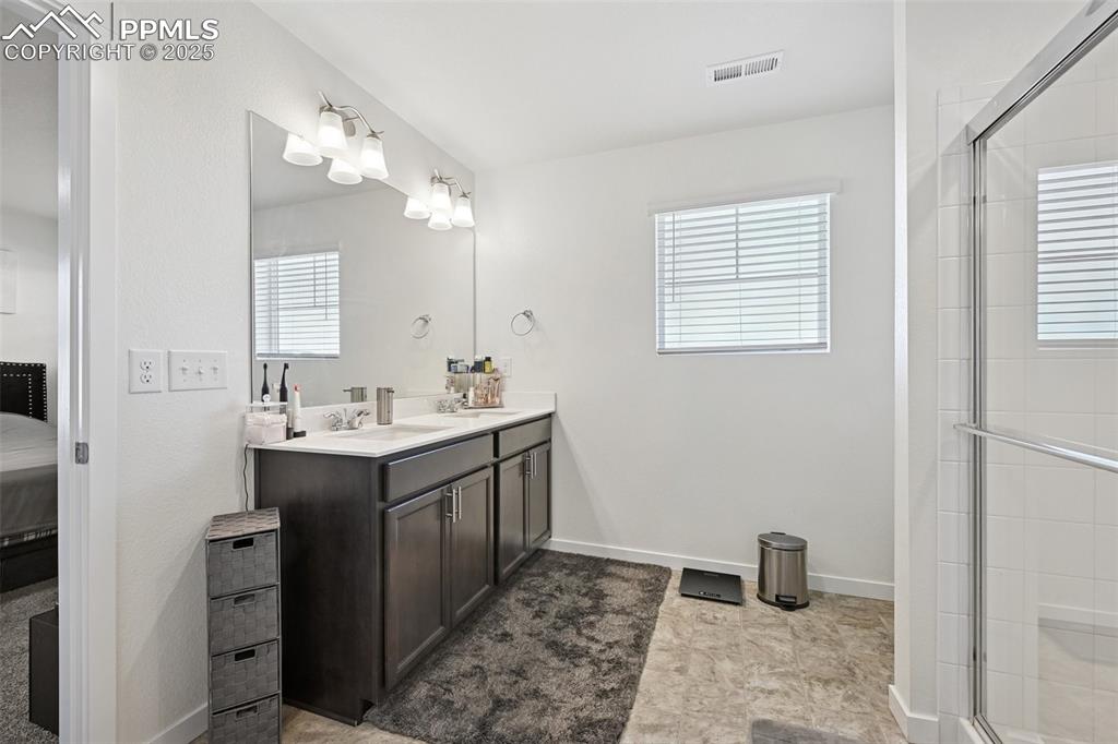 749 N Quemoy Street Aurora CO 80018