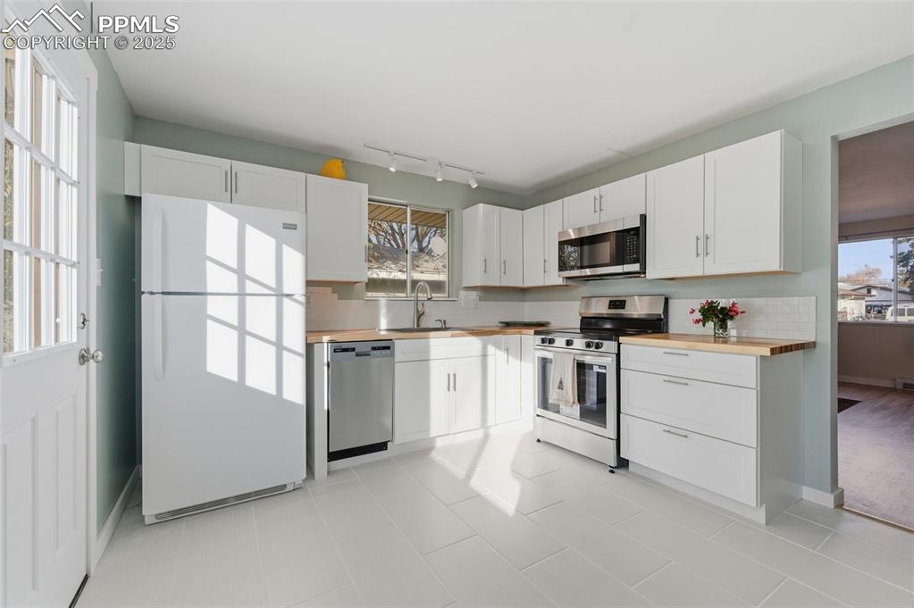 1522 Auburn Drive Colorado Springs CO 80909