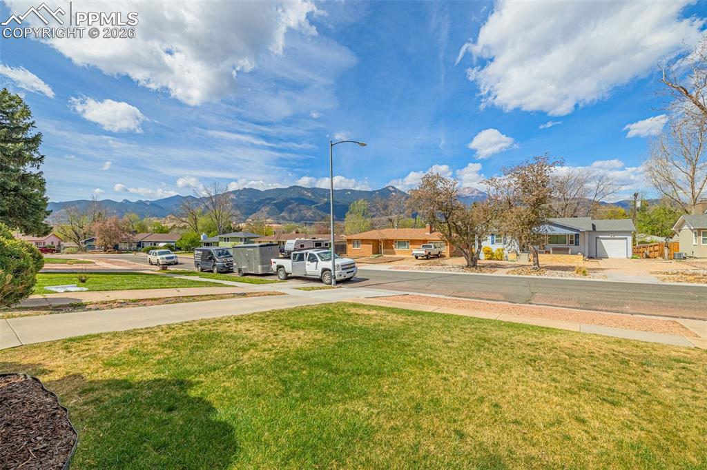 637 Glen Eyrie Circle Colorado Springs CO 80904