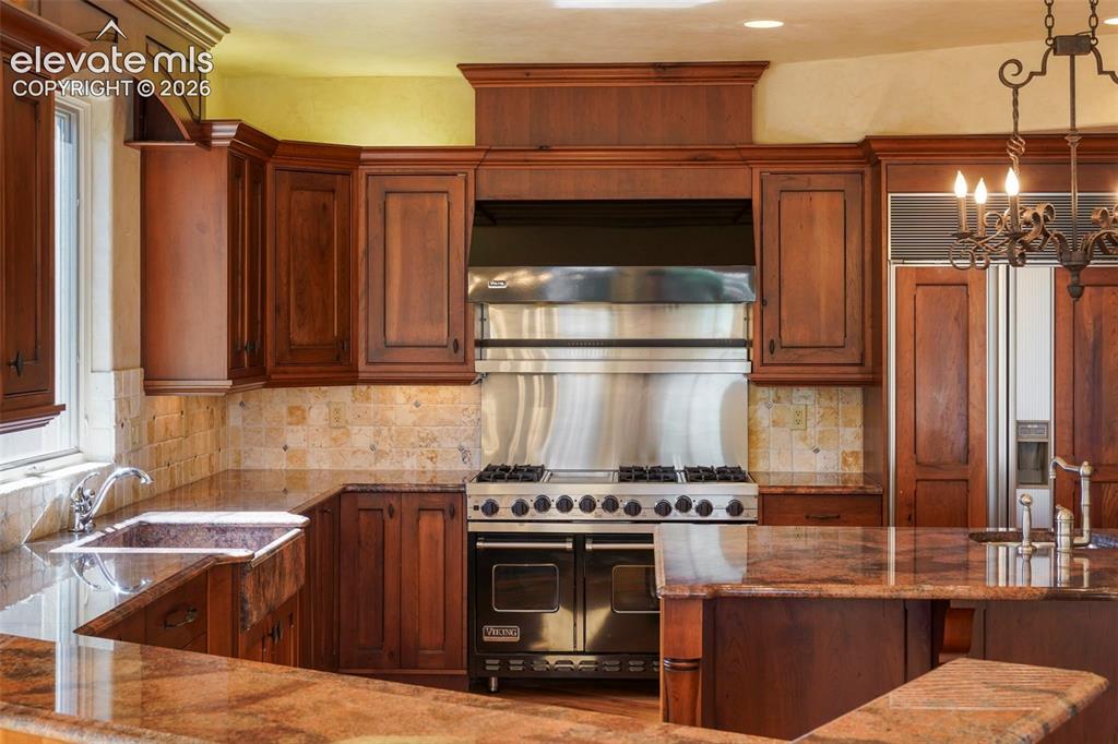 4890 Broadlake View Colorado Springs CO 80906