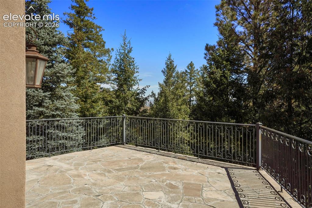 4890 Broadlake View Colorado Springs CO 80906