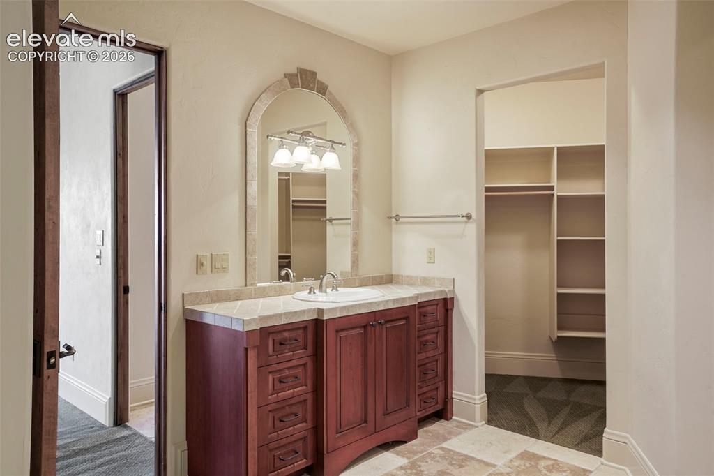 4890 Broadlake View Colorado Springs CO 80906