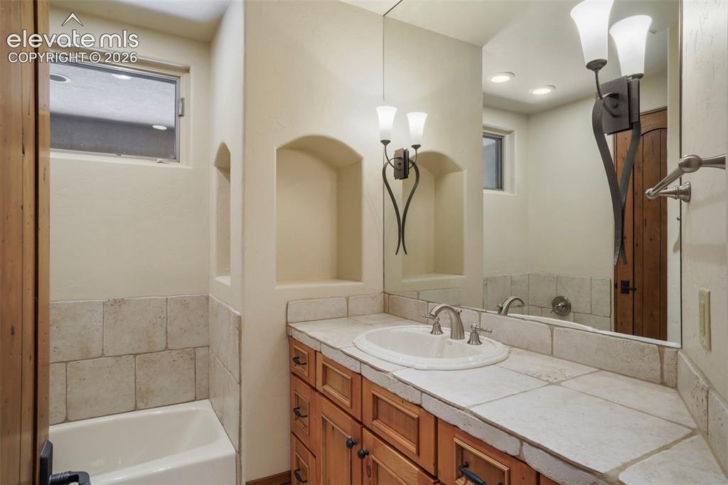 4890 Broadlake View Colorado Springs CO 80906