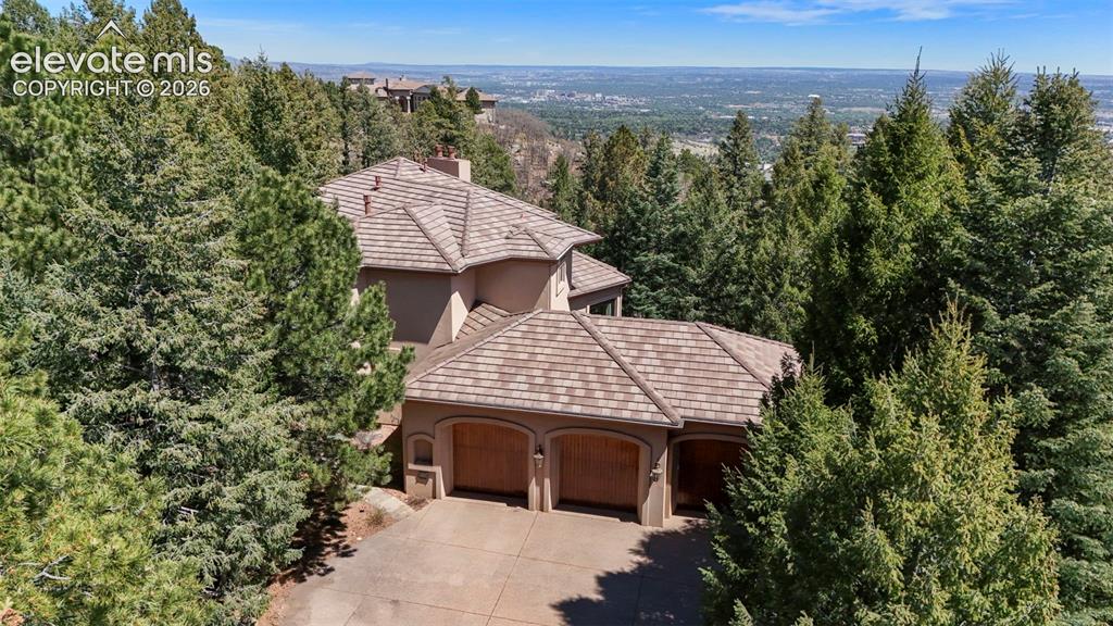 4890 Broadlake View Colorado Springs CO 80906