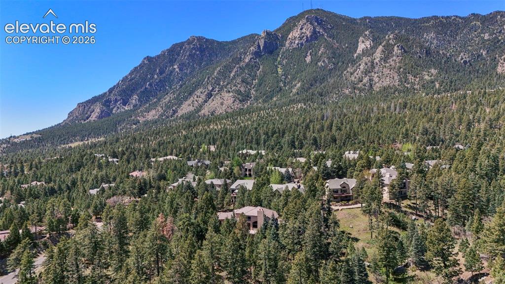 4890 Broadlake View Colorado Springs CO 80906
