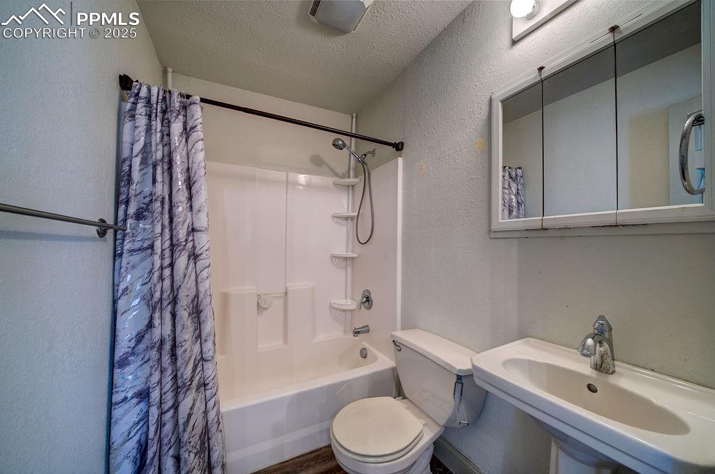 1201 W 15th Street Pueblo CO 81003