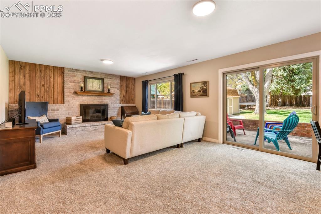 3826 Nuevo Drive Colorado Springs CO 80918