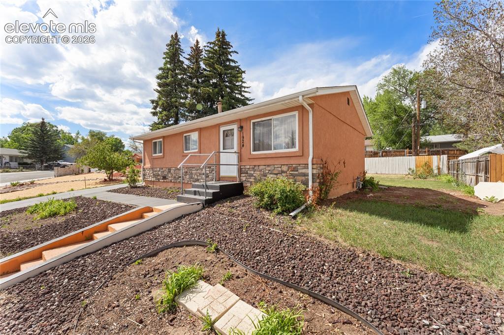 1924 Mccooke Drive Colorado Springs CO 80910