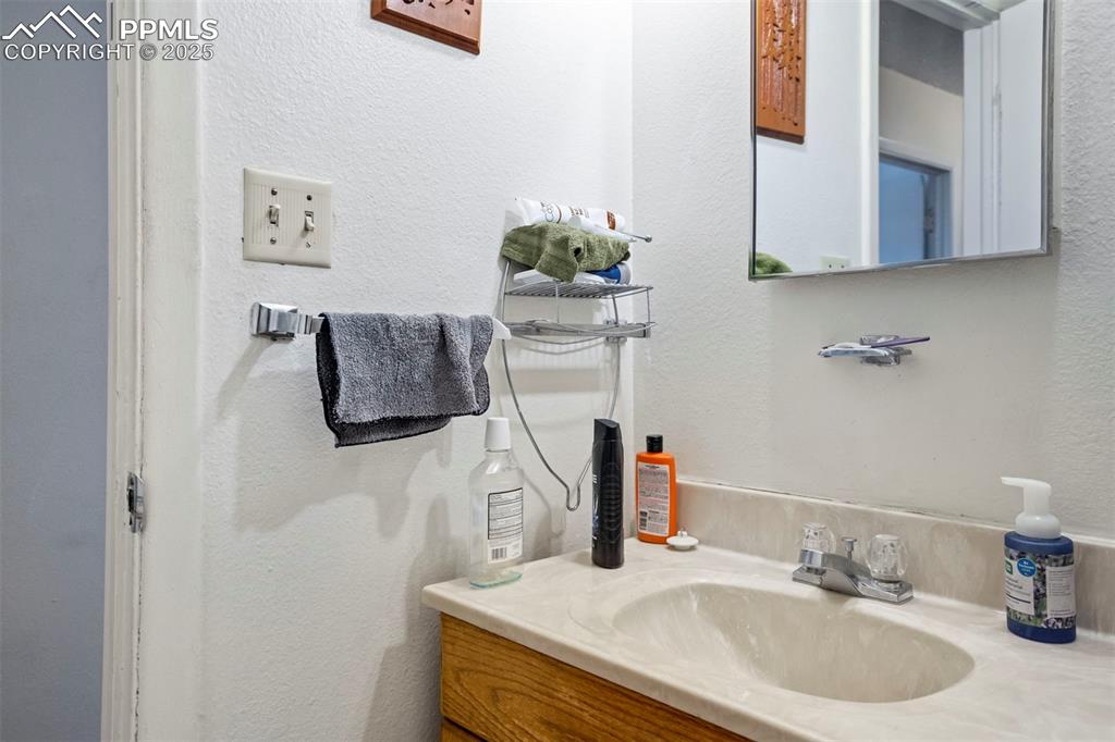 1316 Rushmore Drive Colorado Springs CO 80910