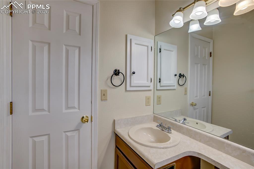 3940 Dewpoint Drive Colorado Springs CO 80920
