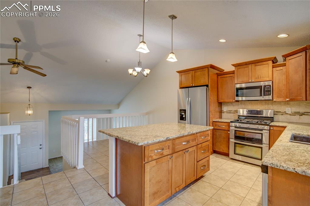 3940 Dewpoint Drive Colorado Springs CO 80920