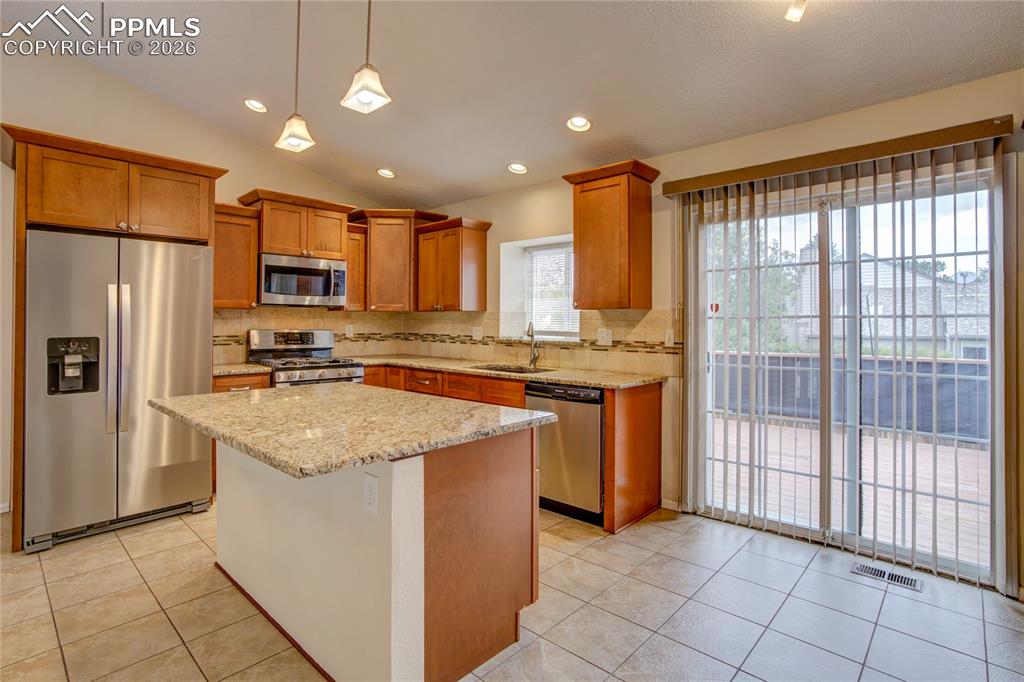 3940 Dewpoint Drive Colorado Springs CO 80920