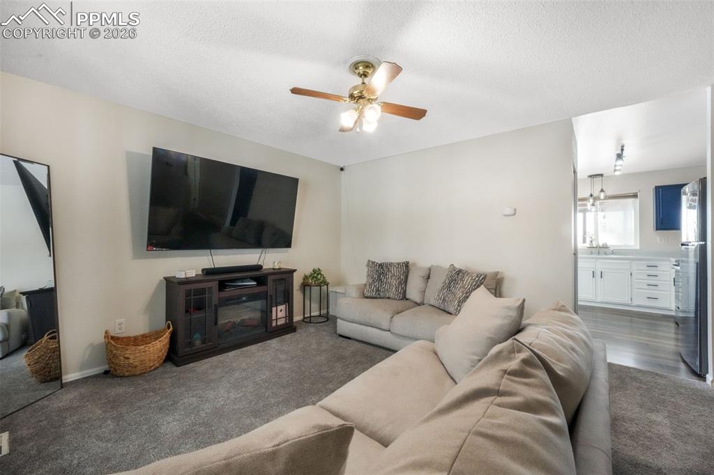 4651 Newton Drive Colorado Springs CO 80916