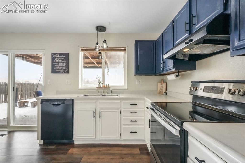 4651 Newton Drive Colorado Springs CO 80916