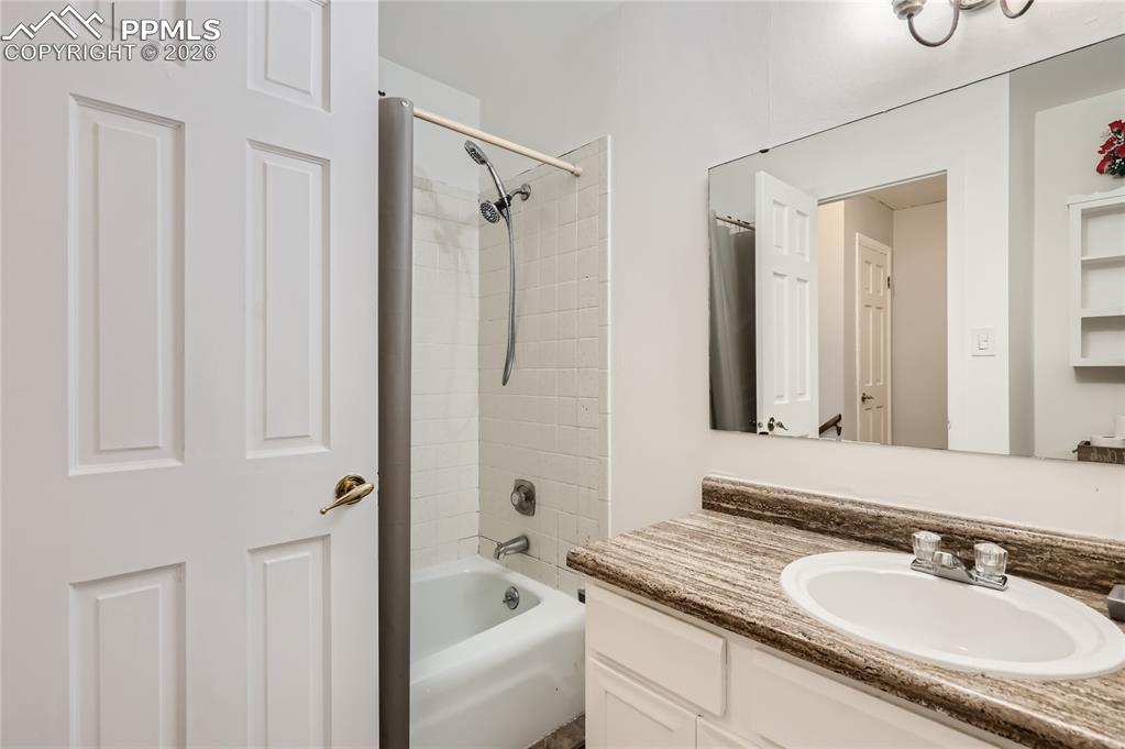 33 Briargate Terrace Pueblo CO 81001
