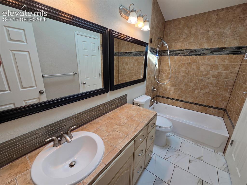 4389 Neal Court Colorado Springs CO 80916