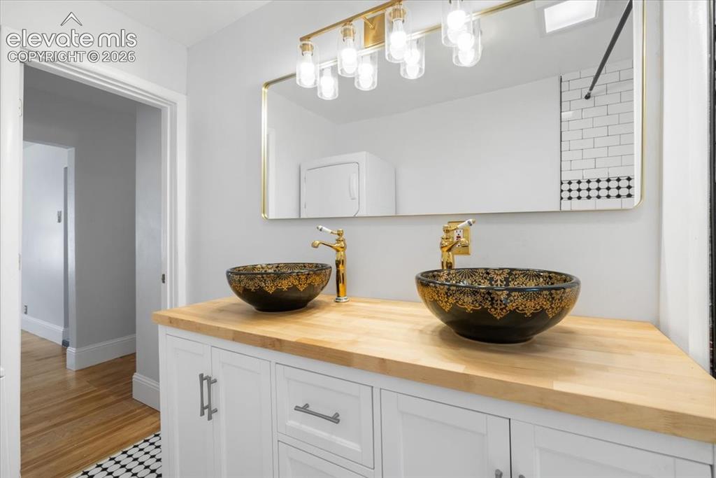 129 Ruxton Avenue Manitou Springs CO 80829
