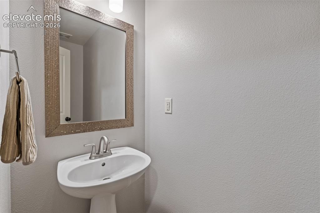 164 Homeland Court Colorado Springs CO 80921