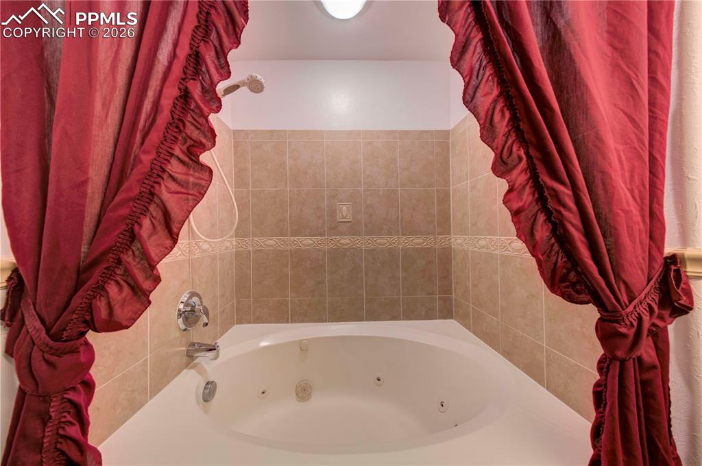 5320 Saddle Horn Avenue Colorado Springs CO 80915