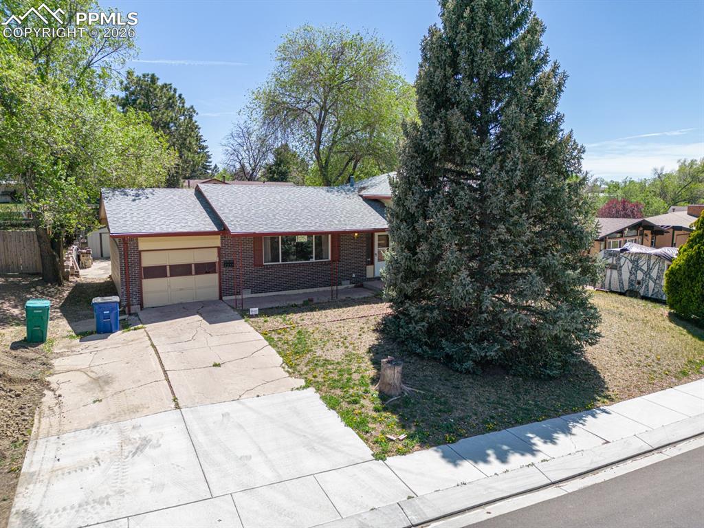 1341 Saratoga Drive Colorado Springs CO 80910