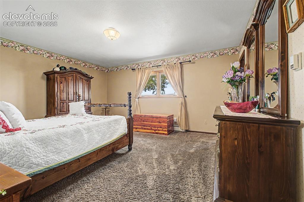 1194 39th Lane Pueblo CO 81006