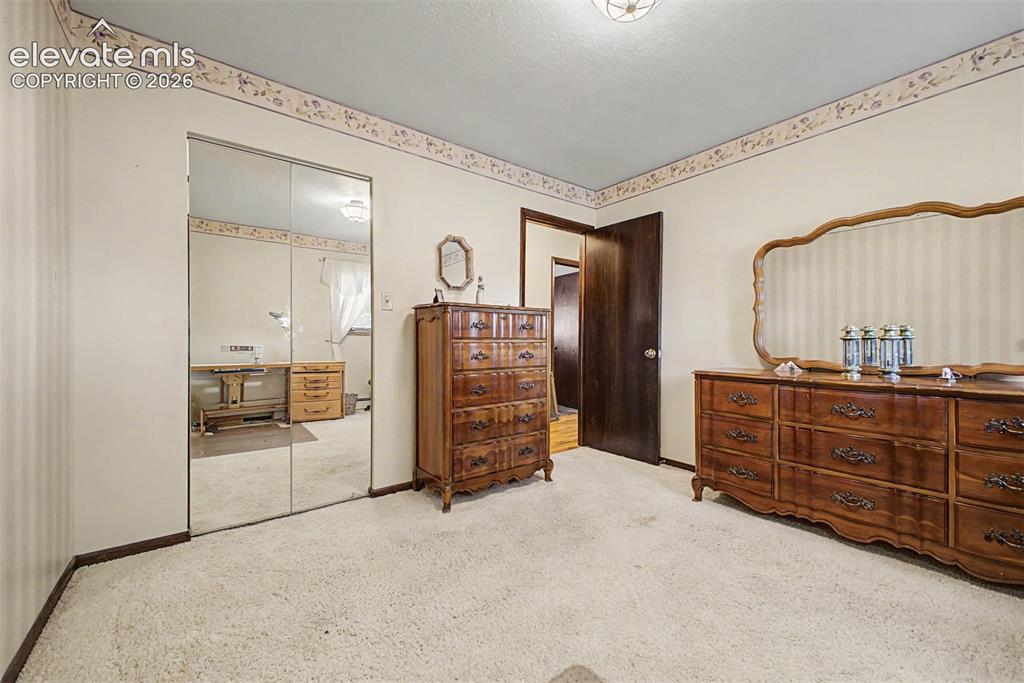 1194 39th Lane Pueblo CO 81006