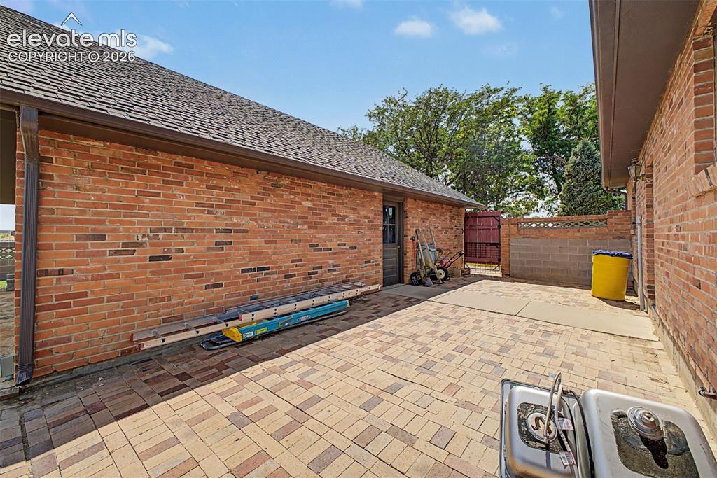 1194 39th Lane Pueblo CO 81006