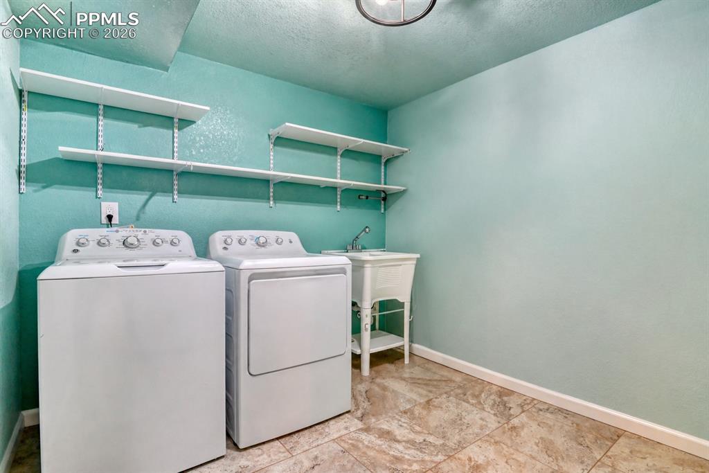 920 Binger Drive Colorado Springs CO 80911