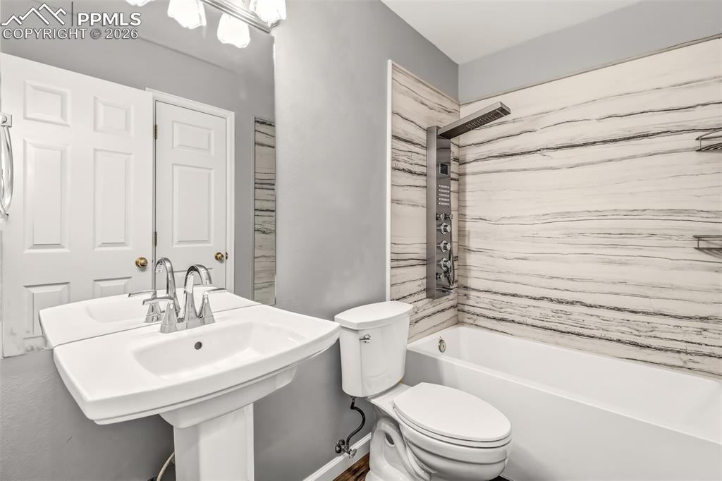 2338 Jeanette Way Colorado Springs CO 80951