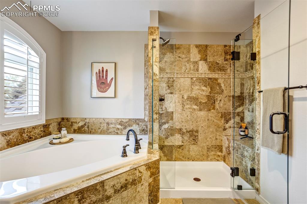 327 Ingleton Court Castle Pines CO 80108