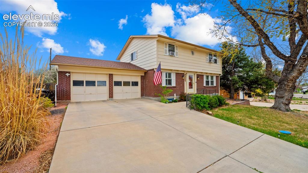 17 W Clover Circle Colorado Springs CO 80906