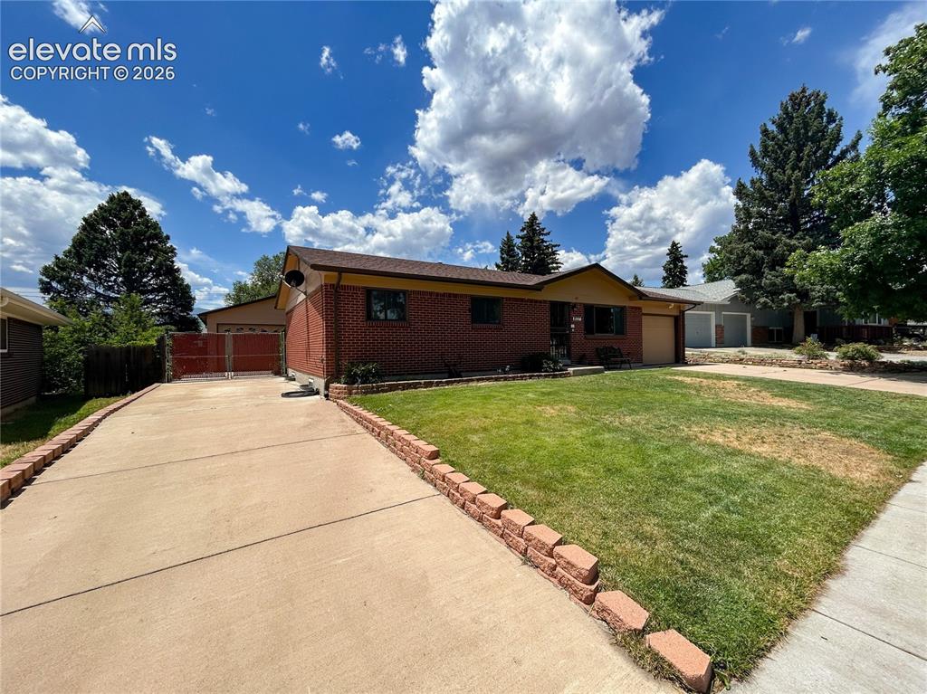 807 Dunston Street Colorado Springs CO 80907