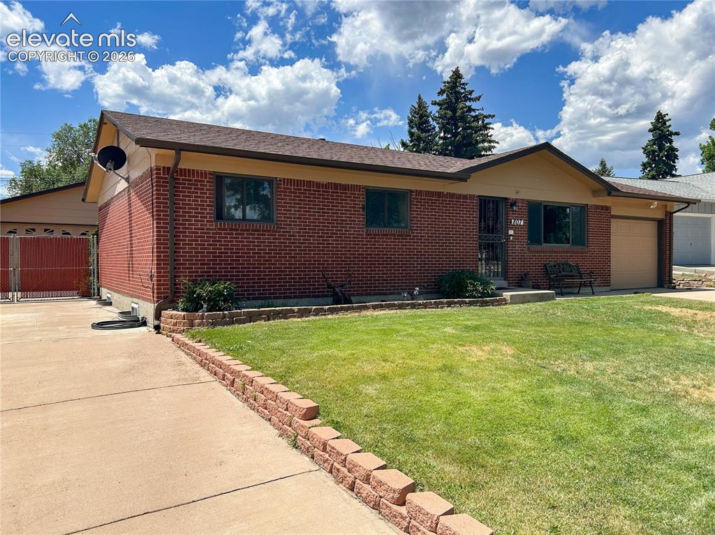 807 Dunston Street Colorado Springs CO 80907