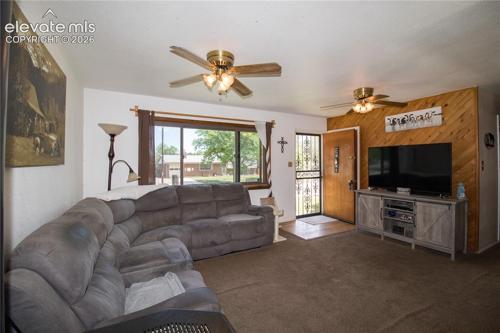 807 Dunston Street Colorado Springs CO 80907