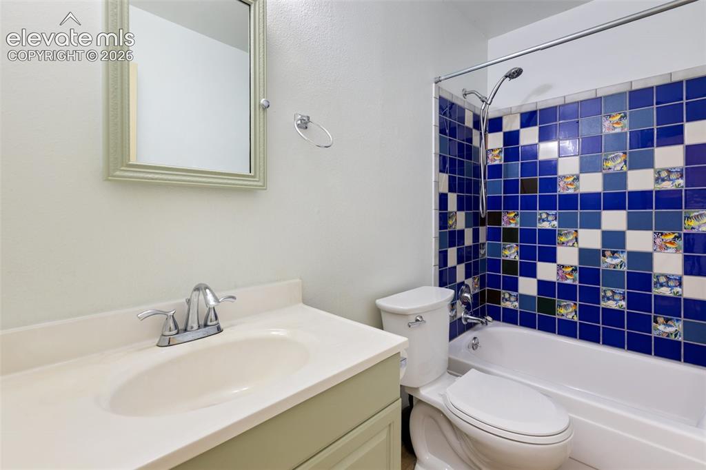 192 Columbine Road Florissant CO 80816