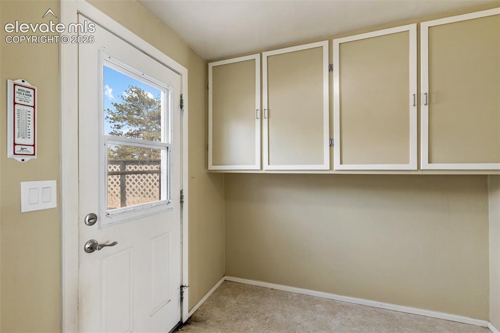 192 Columbine Road Florissant CO 80816