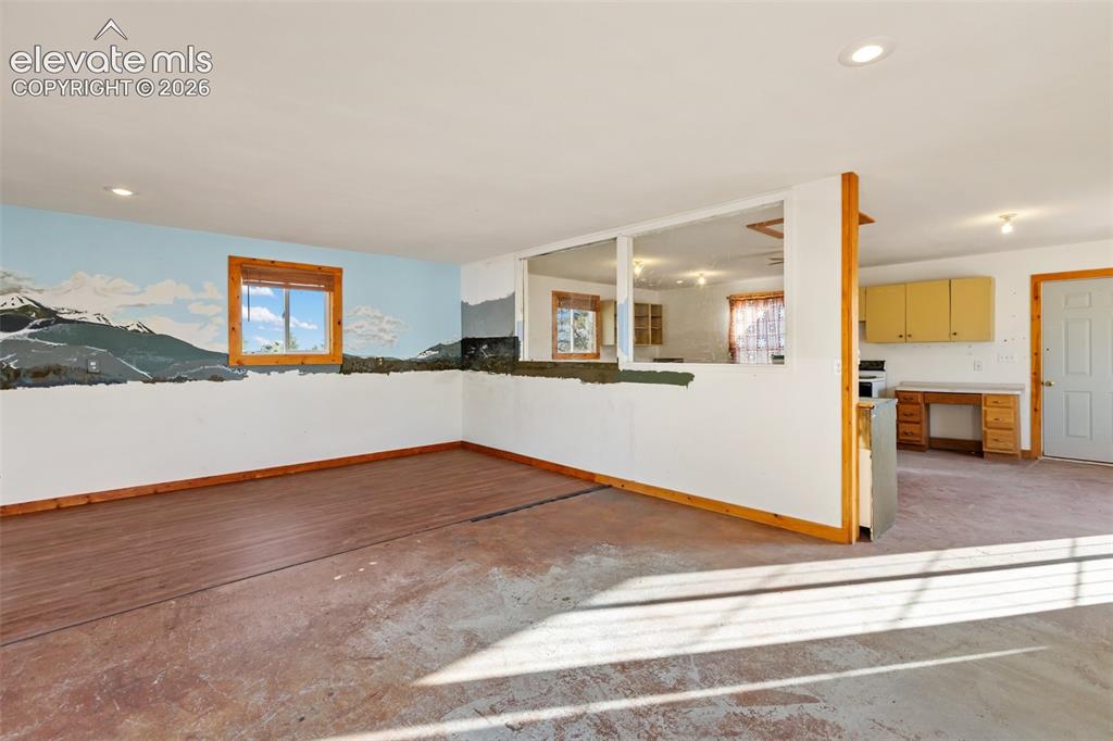 192 Columbine Road Florissant CO 80816