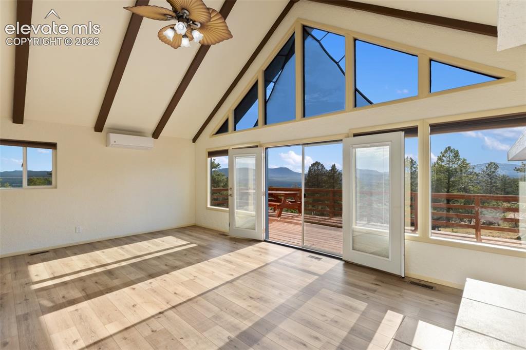 192 Columbine Road Florissant CO 80816